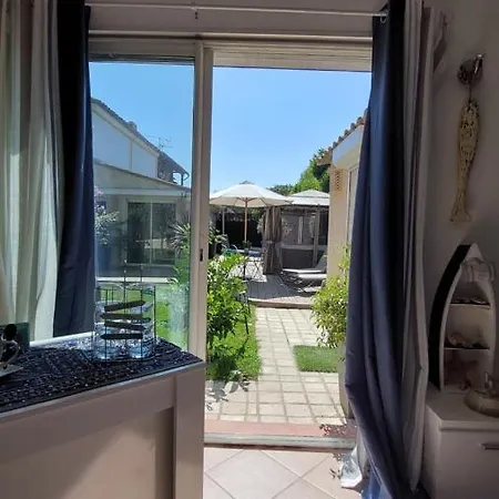 לינה וארוחת בוקר Dans Un Jardin Bb Et Jacuzzi